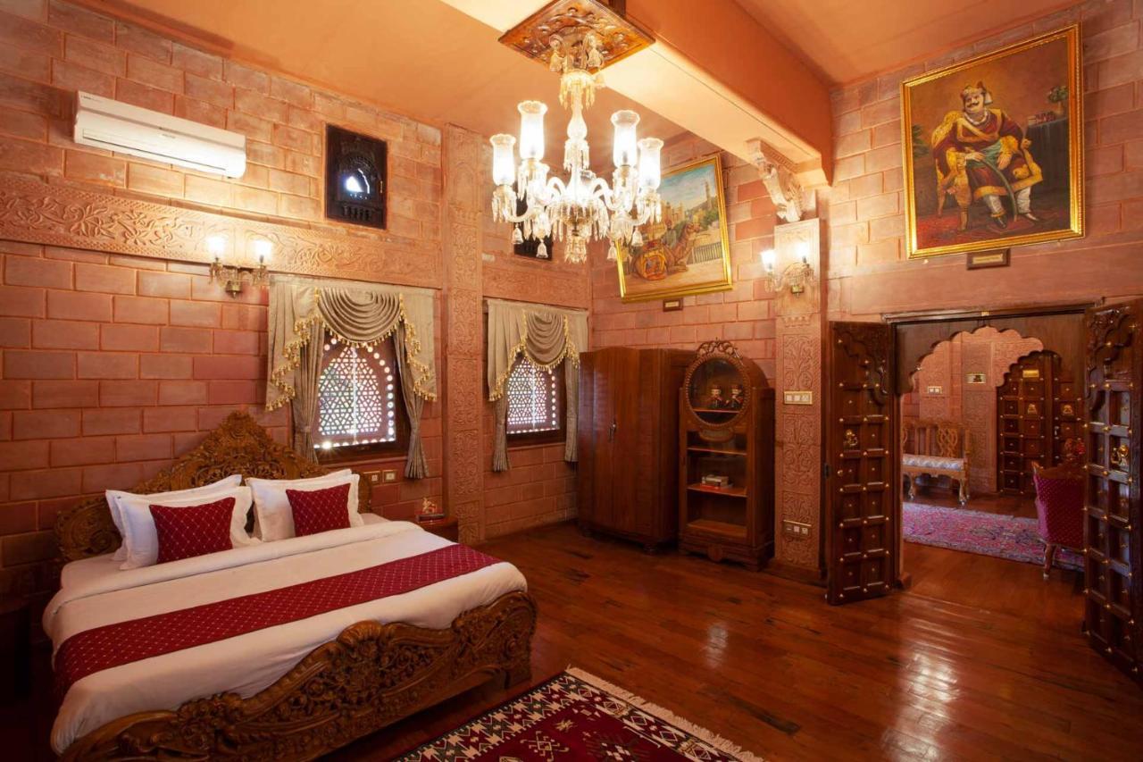 Stayvista At Pink Palace Rajasthani Decor Ooty Buitenkant foto