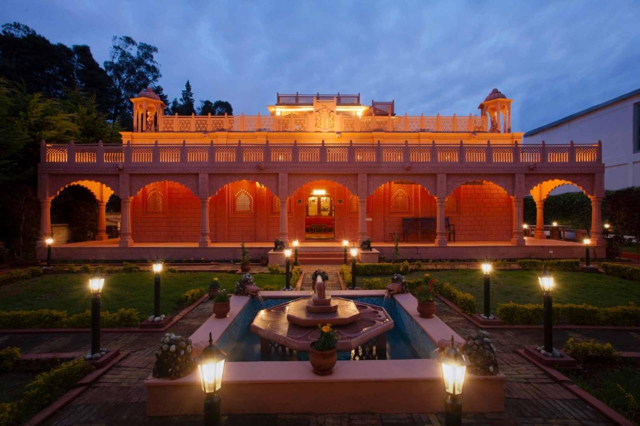 Stayvista At Pink Palace Rajasthani Decor Ooty Buitenkant foto