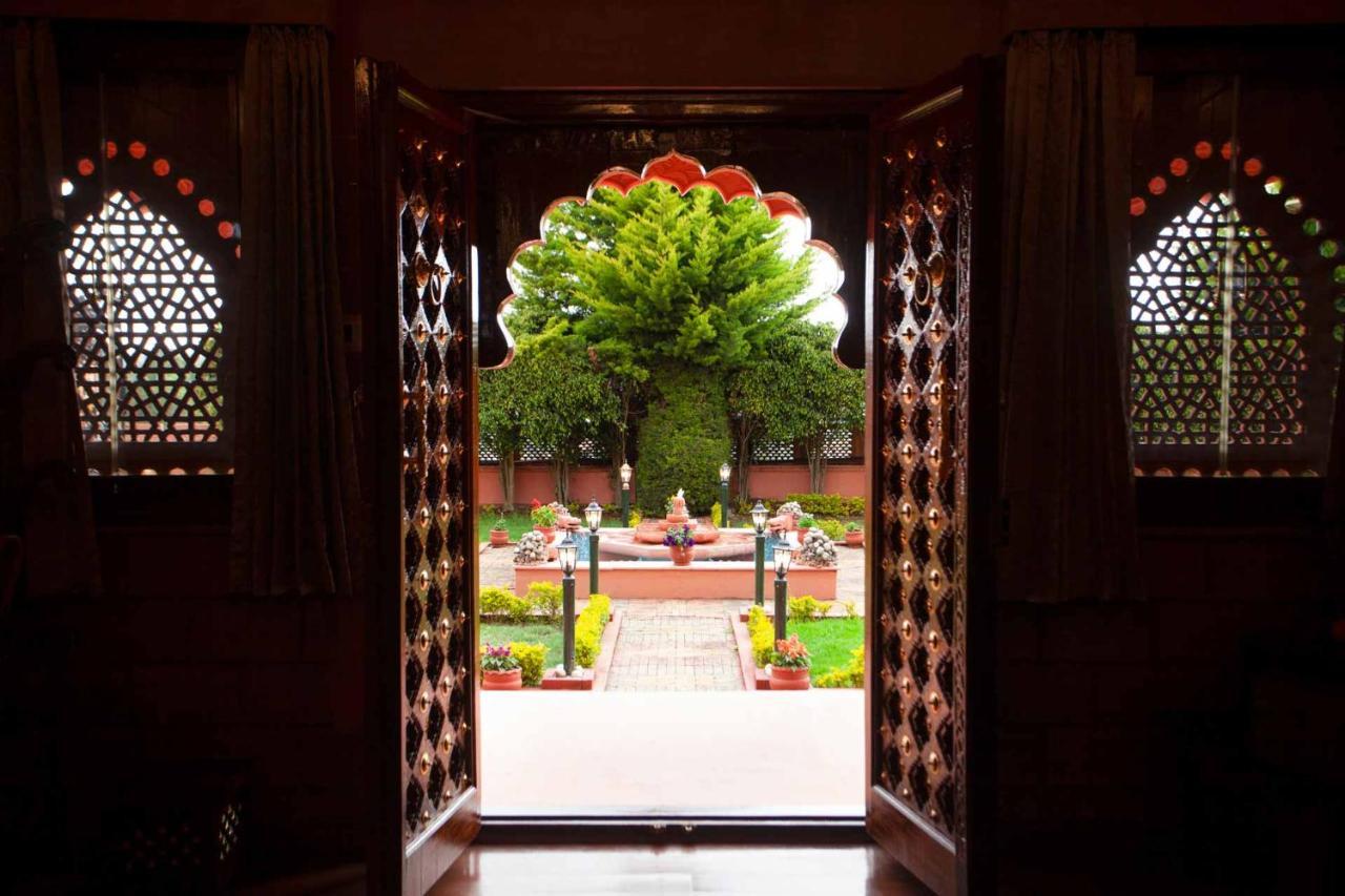 Stayvista At Pink Palace Rajasthani Decor Ooty Buitenkant foto